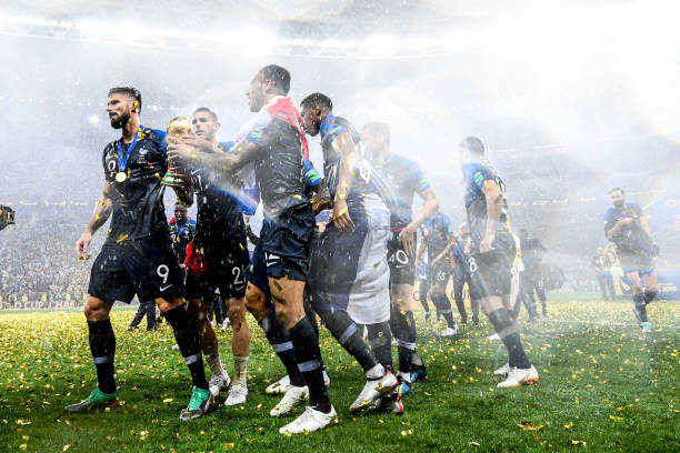 膝盖韧带受 膝盖韧带受